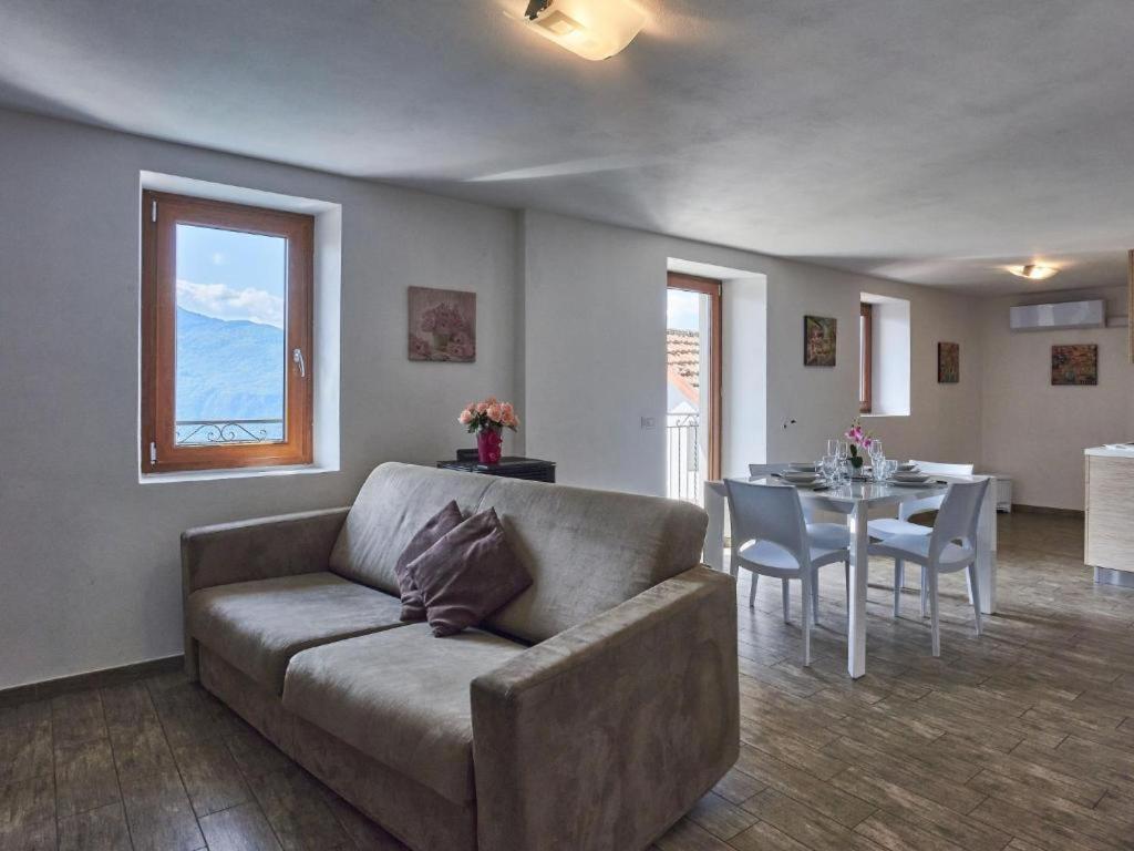 Rustico Maria Apartment Vercana ภายนอก รูปภาพ